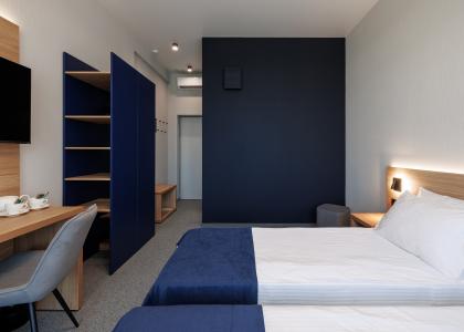 room 128 thumbnail 2